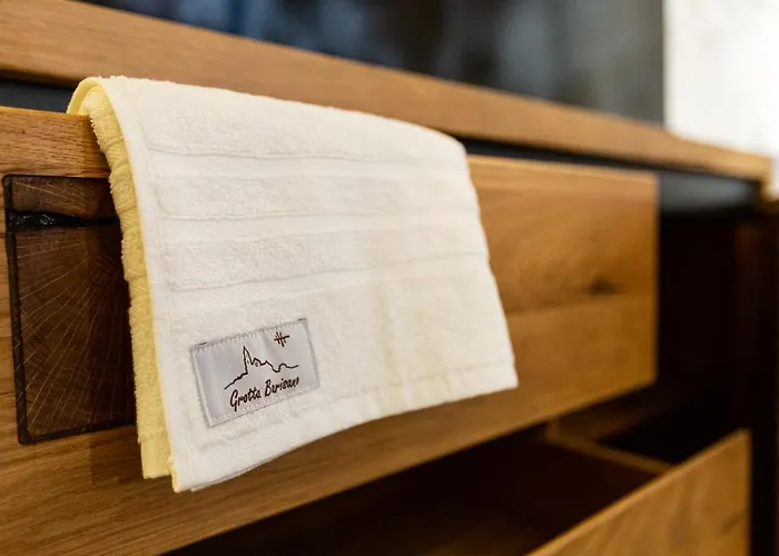 Grotta Barisano Matera